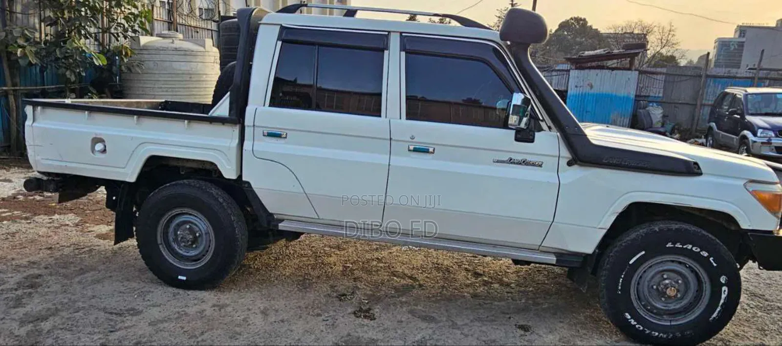 Toyota Land Cruiser 2018 White