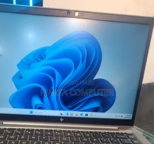 New Laptop HP ZBook Firefly 14 G7 16GB Intel Core i7 SSD 512GB