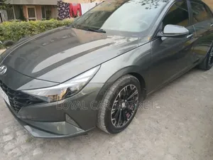 Hyundai Avante 2021 Gray