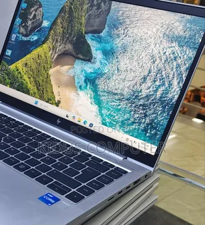 New Laptop HP EliteBook 830 G8 16GB Intel Core i5 SSD 512GB