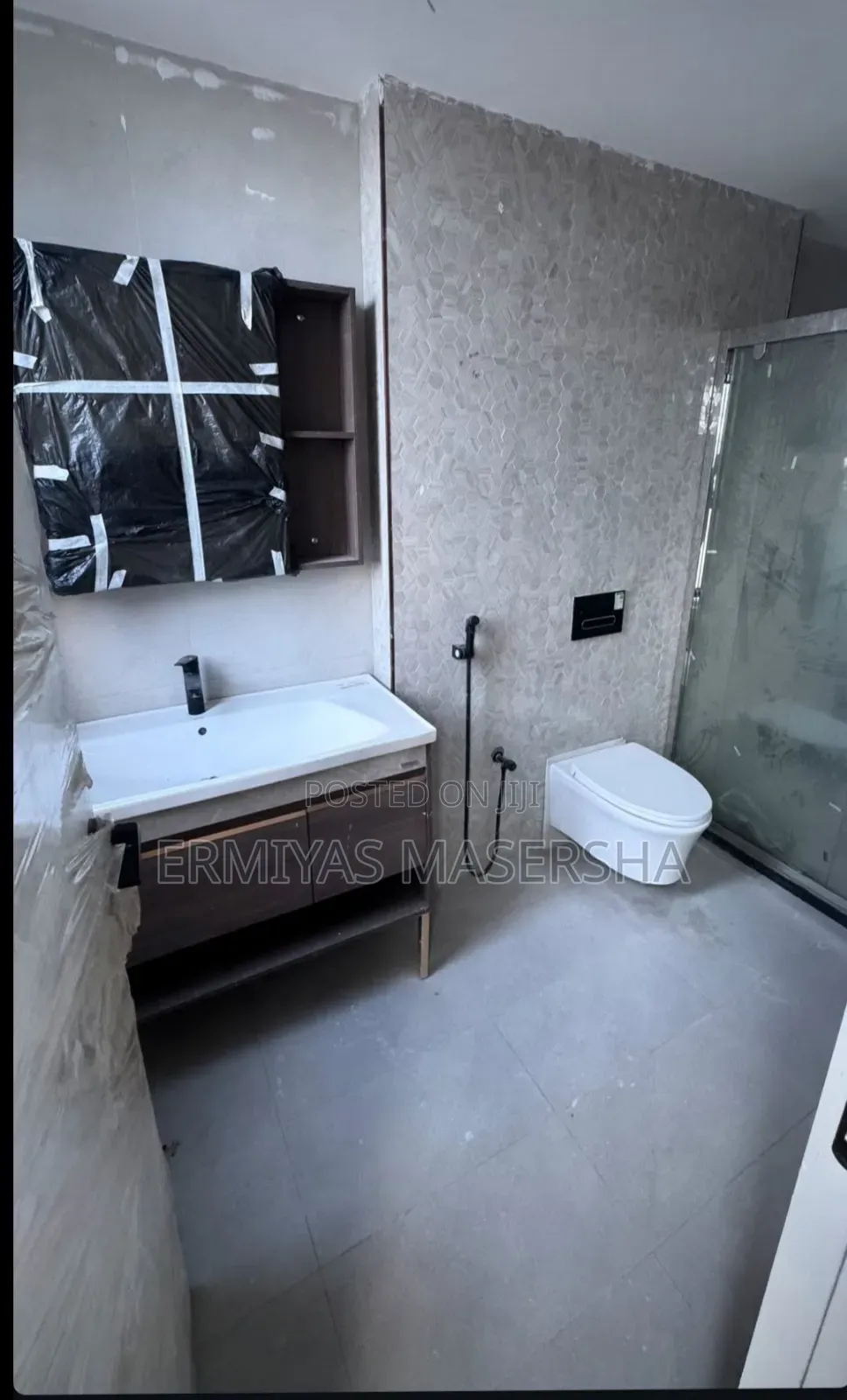 Furnished 3bdrm Apartment in Bole for sale