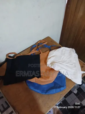 Women Bag (Zippered Tote Bags)