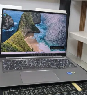 New Laptop Lenovo 16GB Intel Core i5 SSD 512GB