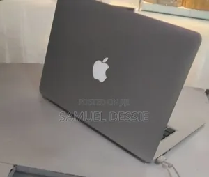New Laptop Apple MacBook Air 2015 4GB Intel Core i5 SSD 256GB