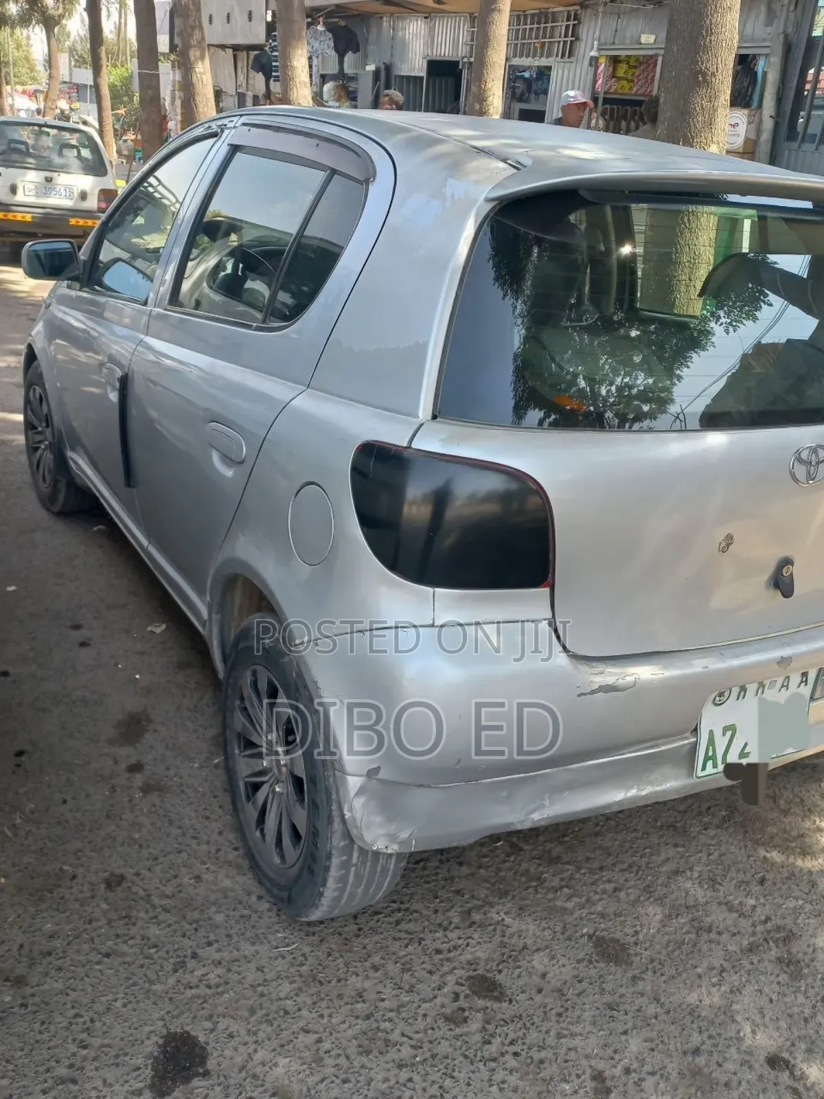 Toyota Vitz 2001 Silver