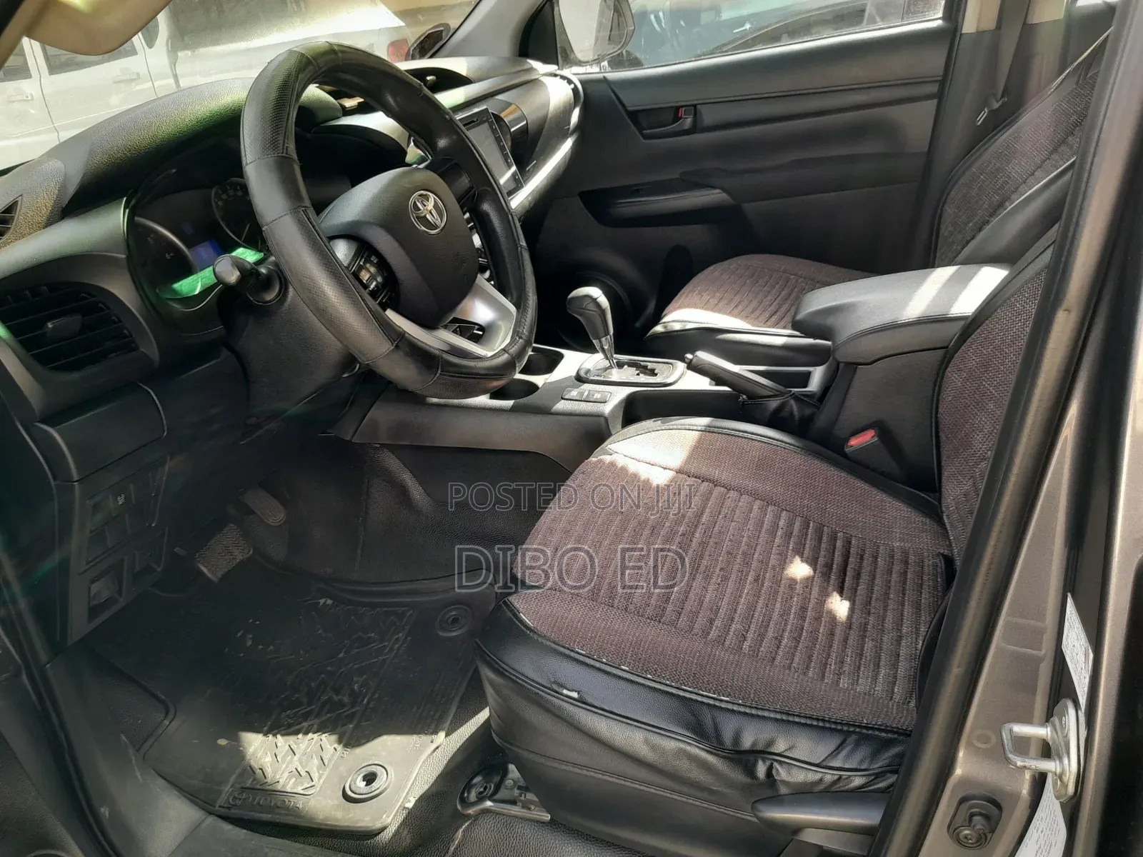 Toyota Hilux Revo Double Cab Deisel 2.8 RWD 2017 Gray