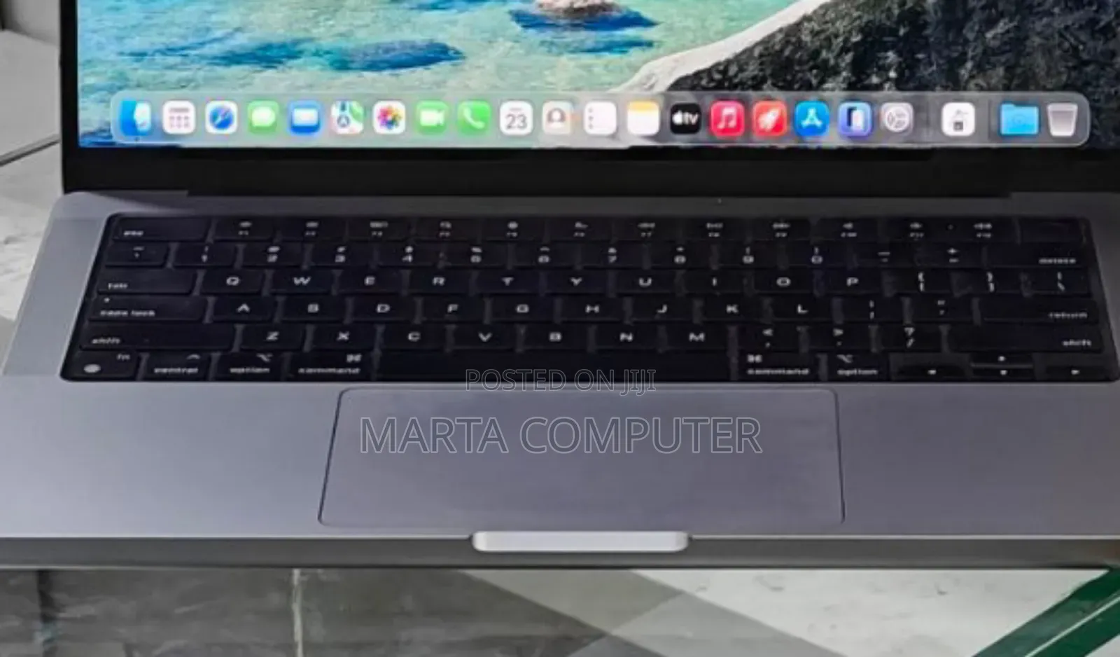 New Laptop Apple MacBook Pro 2023 M3 14-inch 8GB Apple M3 SSD 512GB