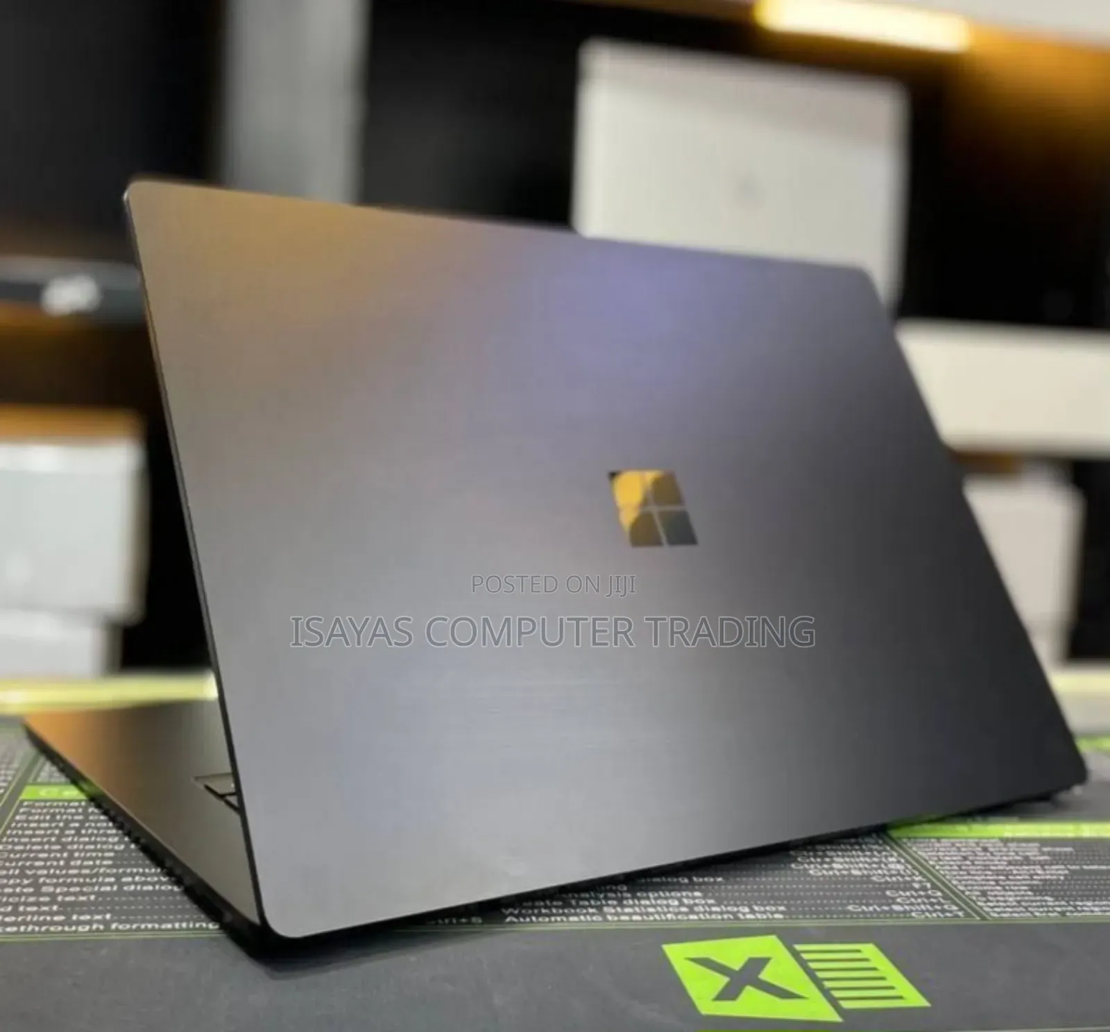 New Laptop Microsoft Surface 16GB Intel Core i7 SSD 512GB