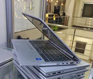 New Laptop HP EliteBook 830 G8 16GB Intel Core i5 SSD 512GB