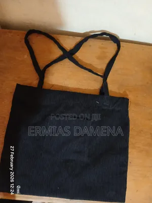 Women Bag (Zippered Tote Bags)