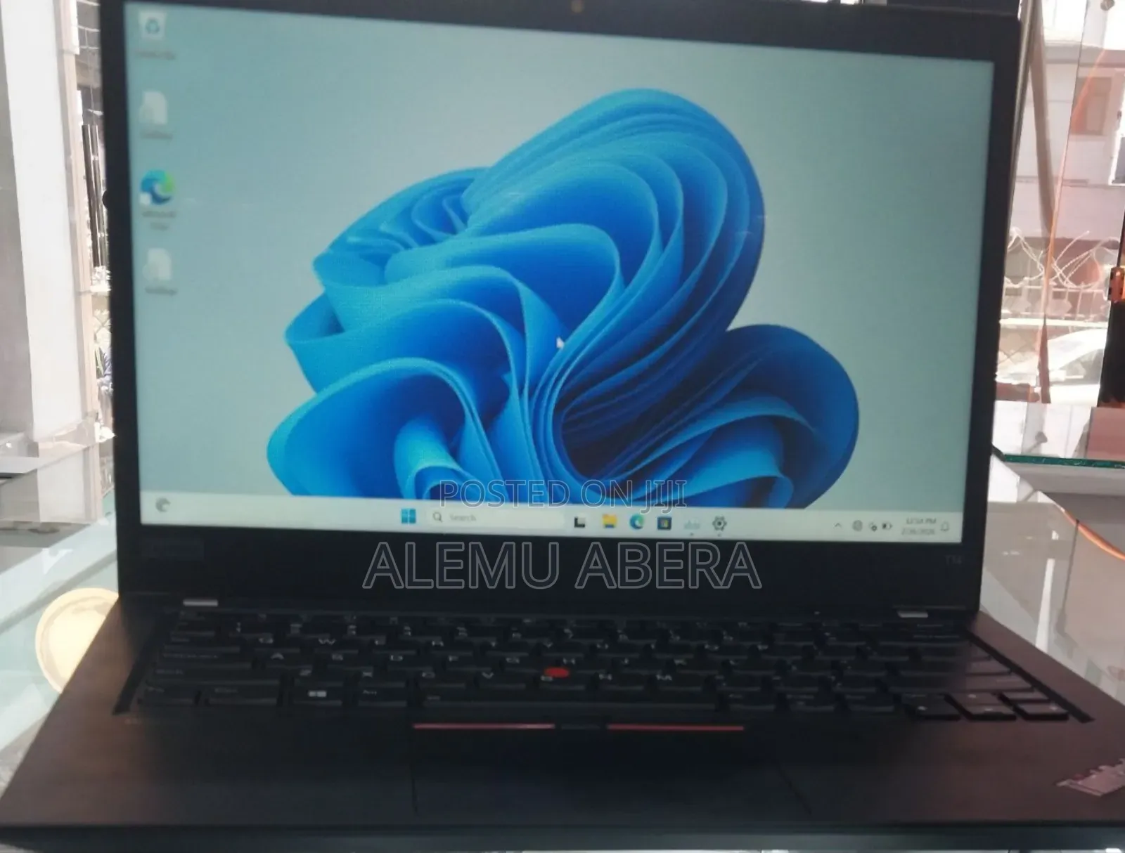 New Laptop Lenovo ThinkPad T14 16GB Intel Core i7 SSD 512GB