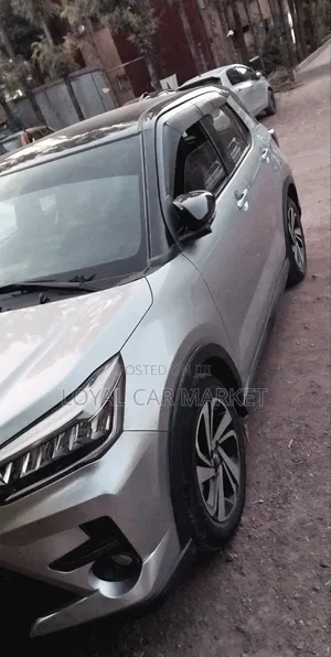 Toyota Raize 2022 Silver