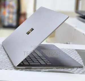 New Laptop Microsoft Surface 8GB Intel Core i5 SSD 512GB