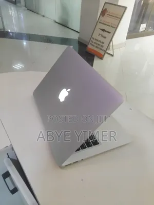 New Laptop Apple MacBook Air 2015 4GB Intel Core i5 SSD 256GB