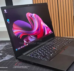 New Laptop Lenovo ThinkPad X1 Carbon 16GB Intel Core i9 SSD 512GB