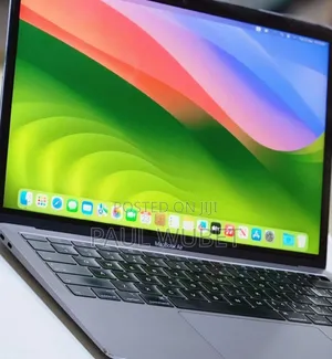New Laptop Apple MacBook Pro 2019 32GB Intel Core i7 SSD 512GB