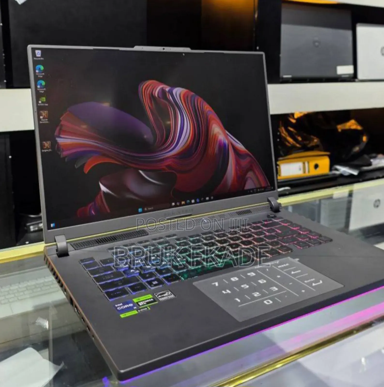 New Laptop Asus ROG Strix G15 16GB Intel Core i9 SSD 1T