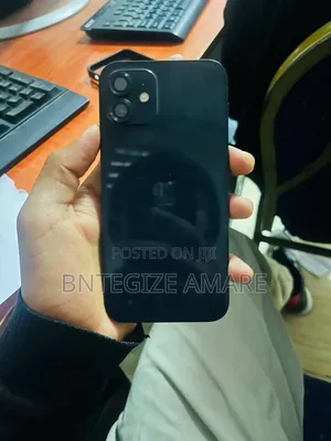 Apple iPhone 12 64 GB Black