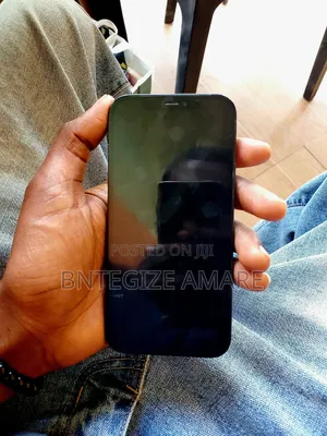 Apple iPhone 12 64 GB Black