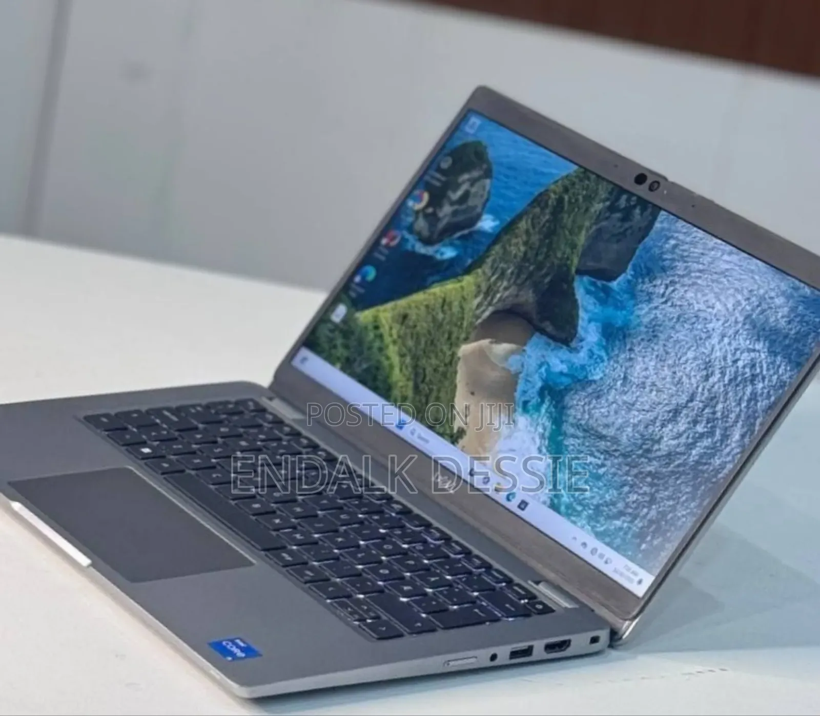 New Laptop Dell Latitude 5330 16GB Intel Core i5 SSD 512GB