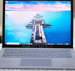 New Laptop Microsoft Surface 8GB Intel Core i5 SSD 512GB