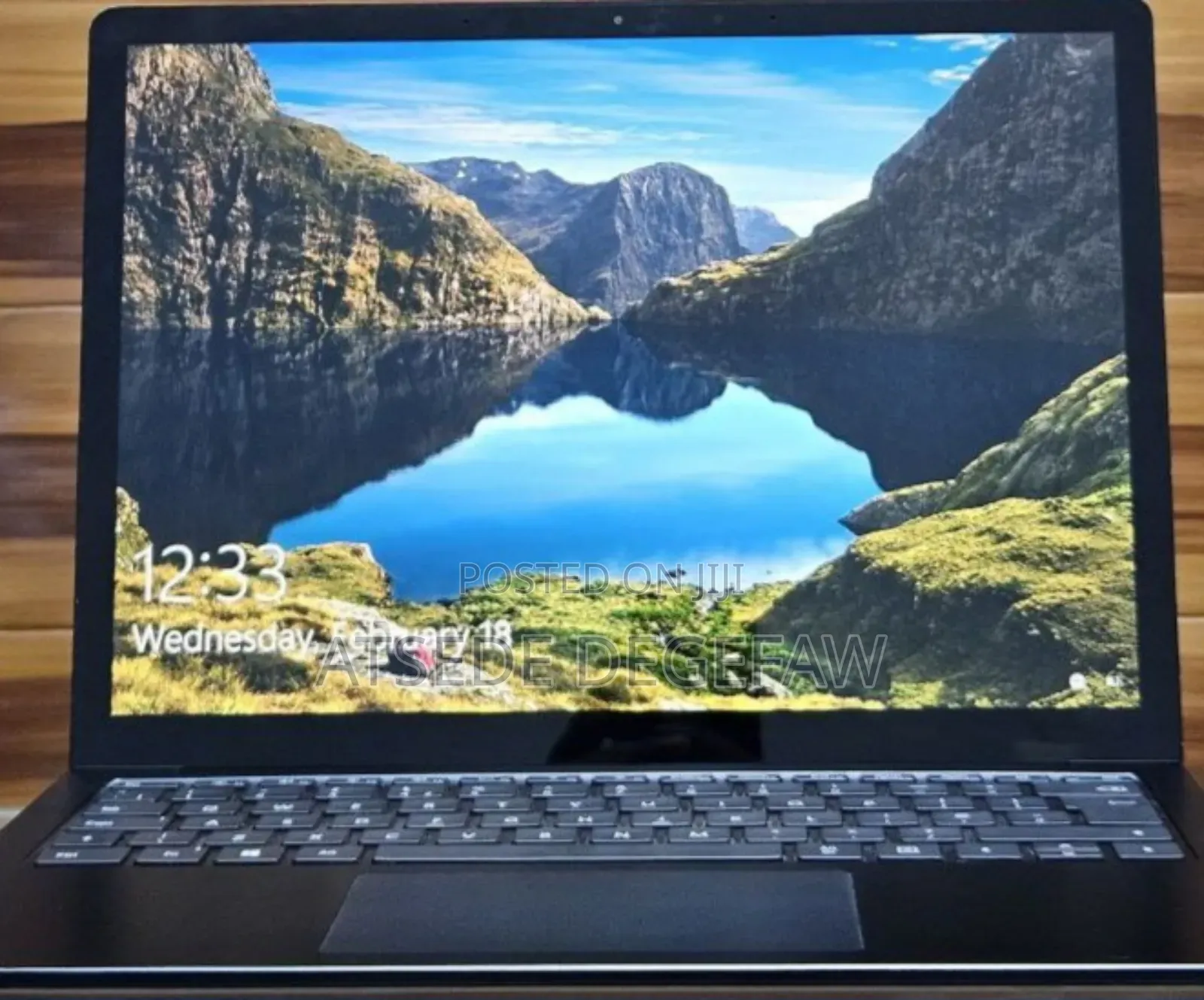 New Laptop Microsoft Surface 16GB Intel Core i7 SSD 256GB