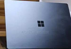 New Laptop Microsoft Surface 16GB Intel Core i7 SSD 256GB