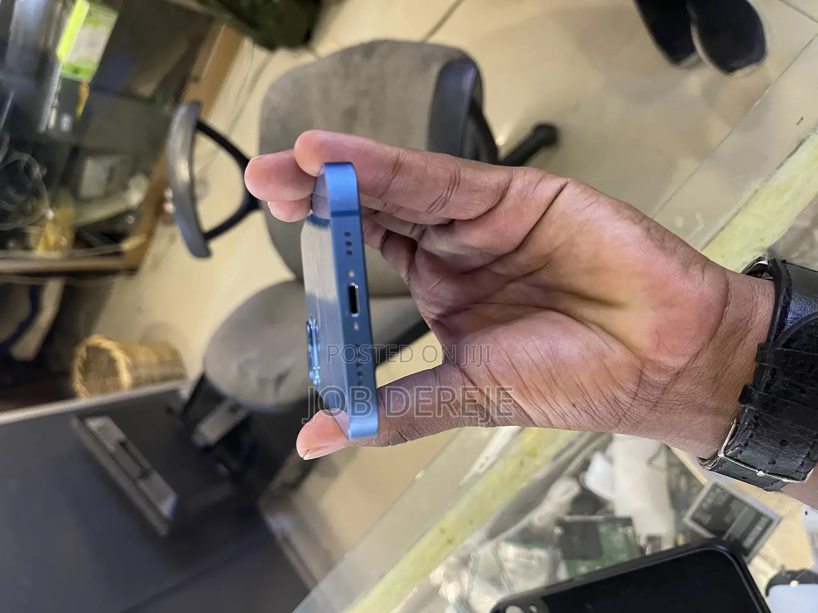 New Apple iPhone 13 128 GB Blue