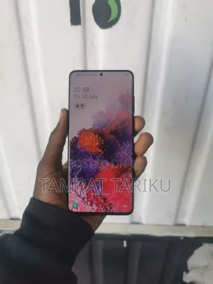 New Samsung Galaxy S20 128 GB Black