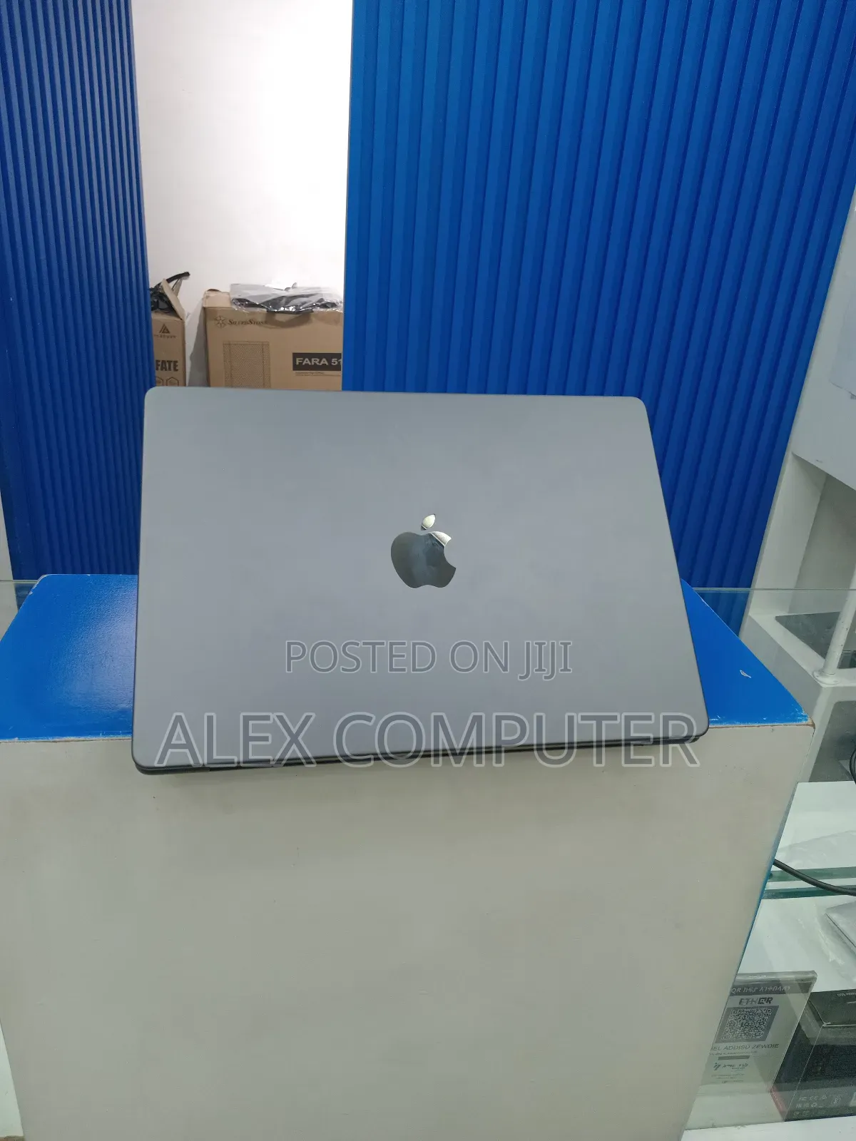 New Apple MacBook Pro 2024 M4 Pro 14-inch 24GB Apple M4 Pro SSD 512GB