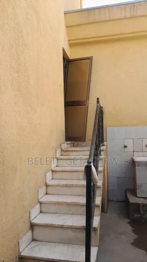 5bdrm House in Cmc Gift Realestate,, Bole for sale