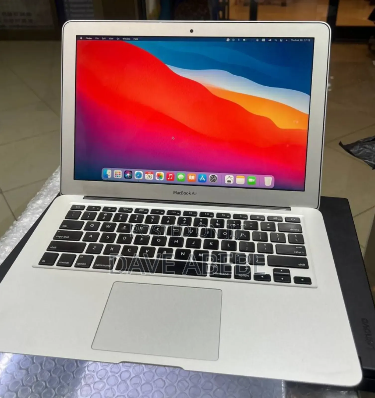 New Laptop Apple MacBook Air 2014 8GB Intel Core i7 SSD 128GB