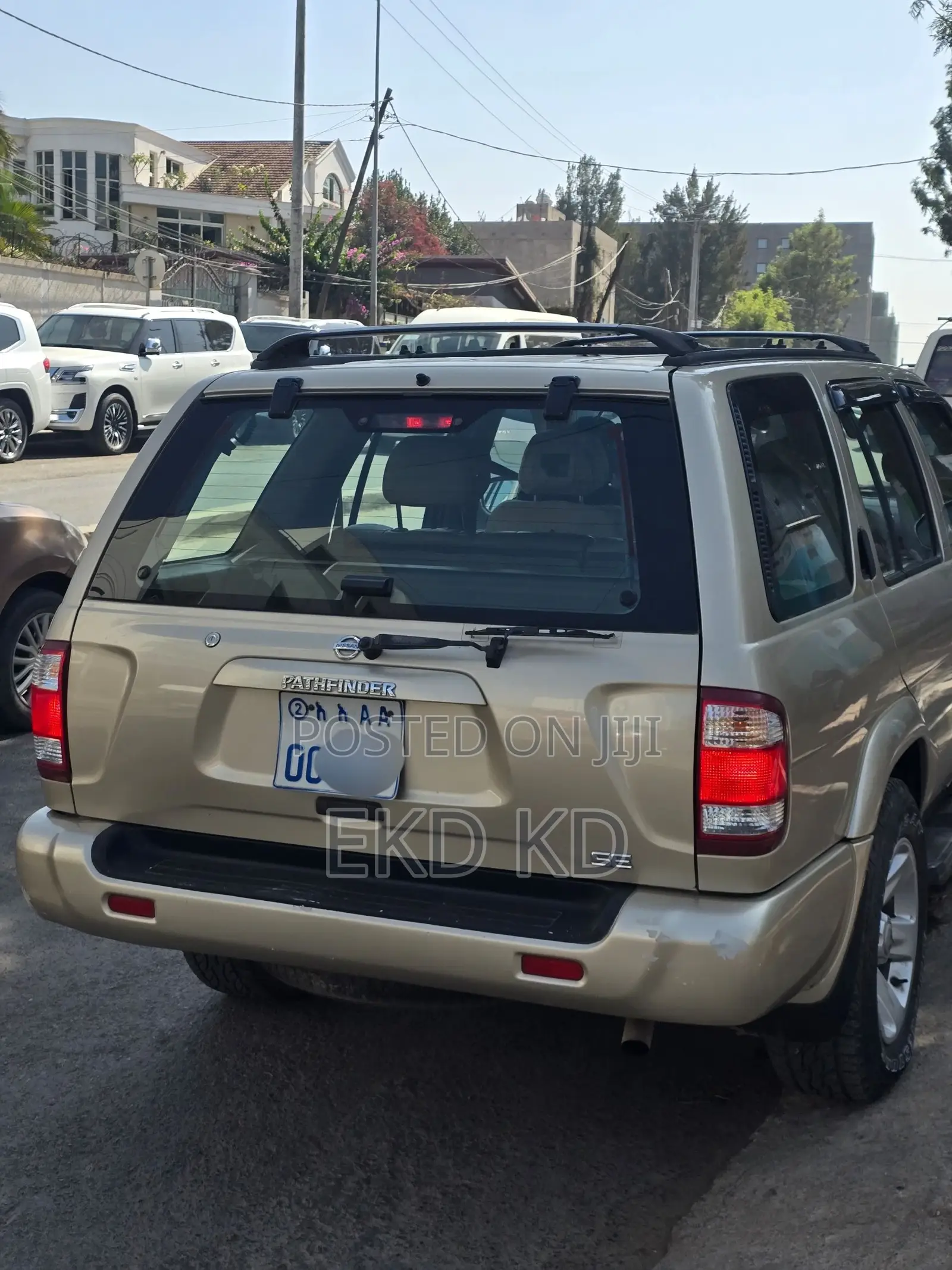 Nissan Pathfinder 1991 Gold