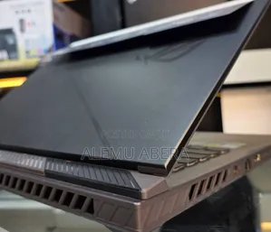 New Laptop Asus ROG Strix G15 16GB Intel Core i9 SSD 1T