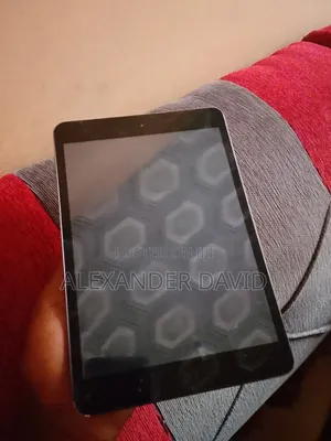 Apple iPad mini 1 16 GB Silver