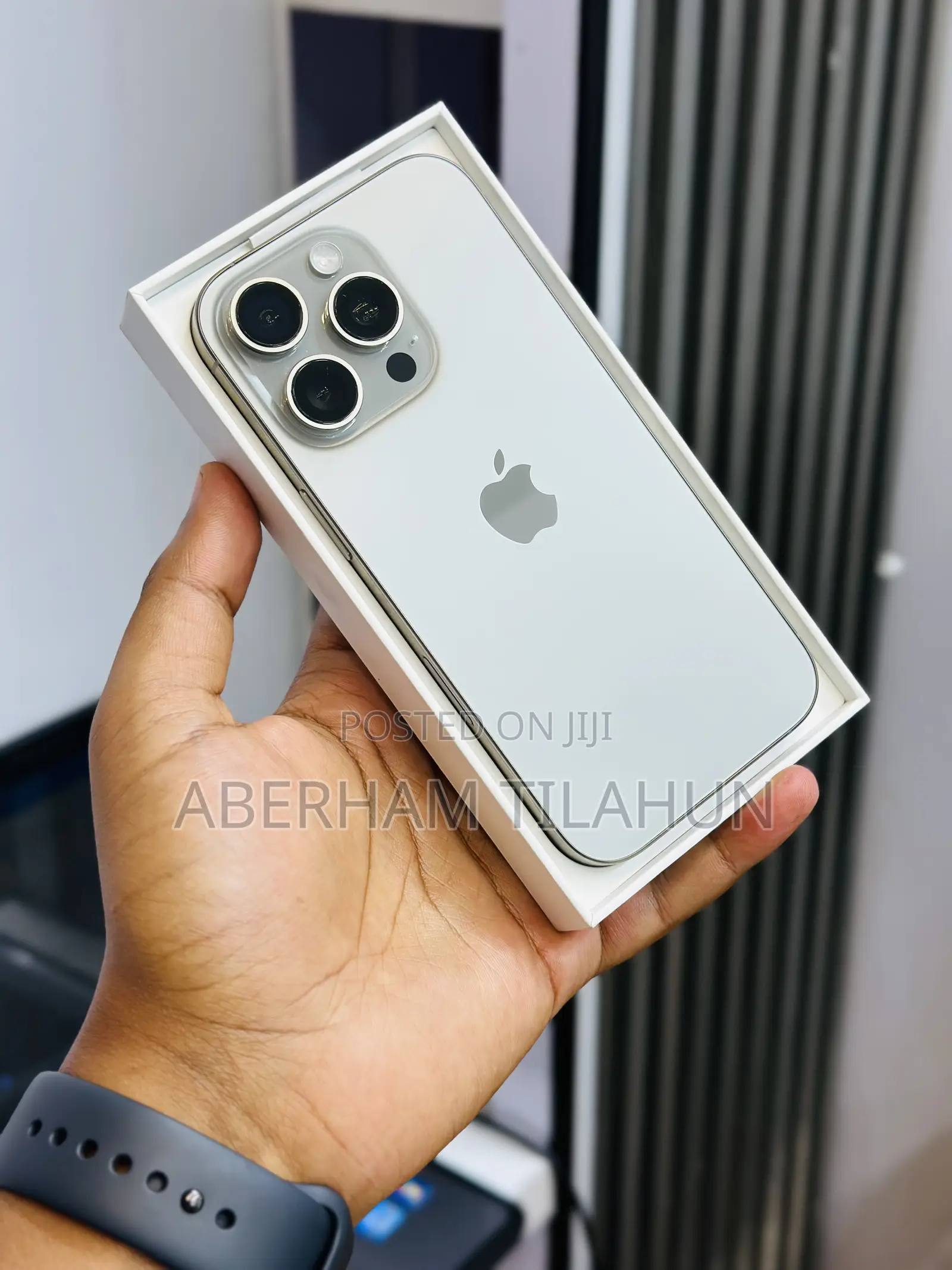 Apple iPhone 16 Pro 256 GB Silver