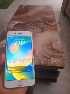 Apple iPhone 8 Plus 64 GB Pink