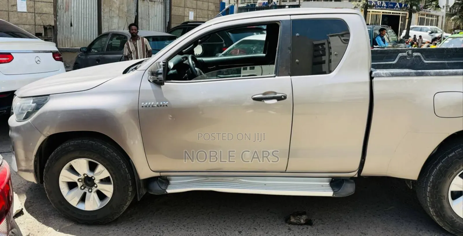 Toyota Hilux 2020 Brown