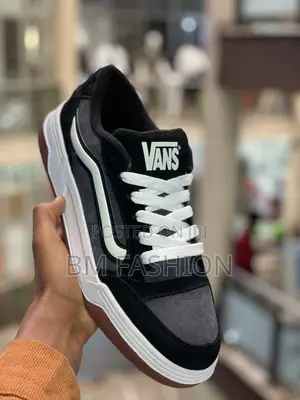 Vans Hylane Sneakers (Uni Sex)