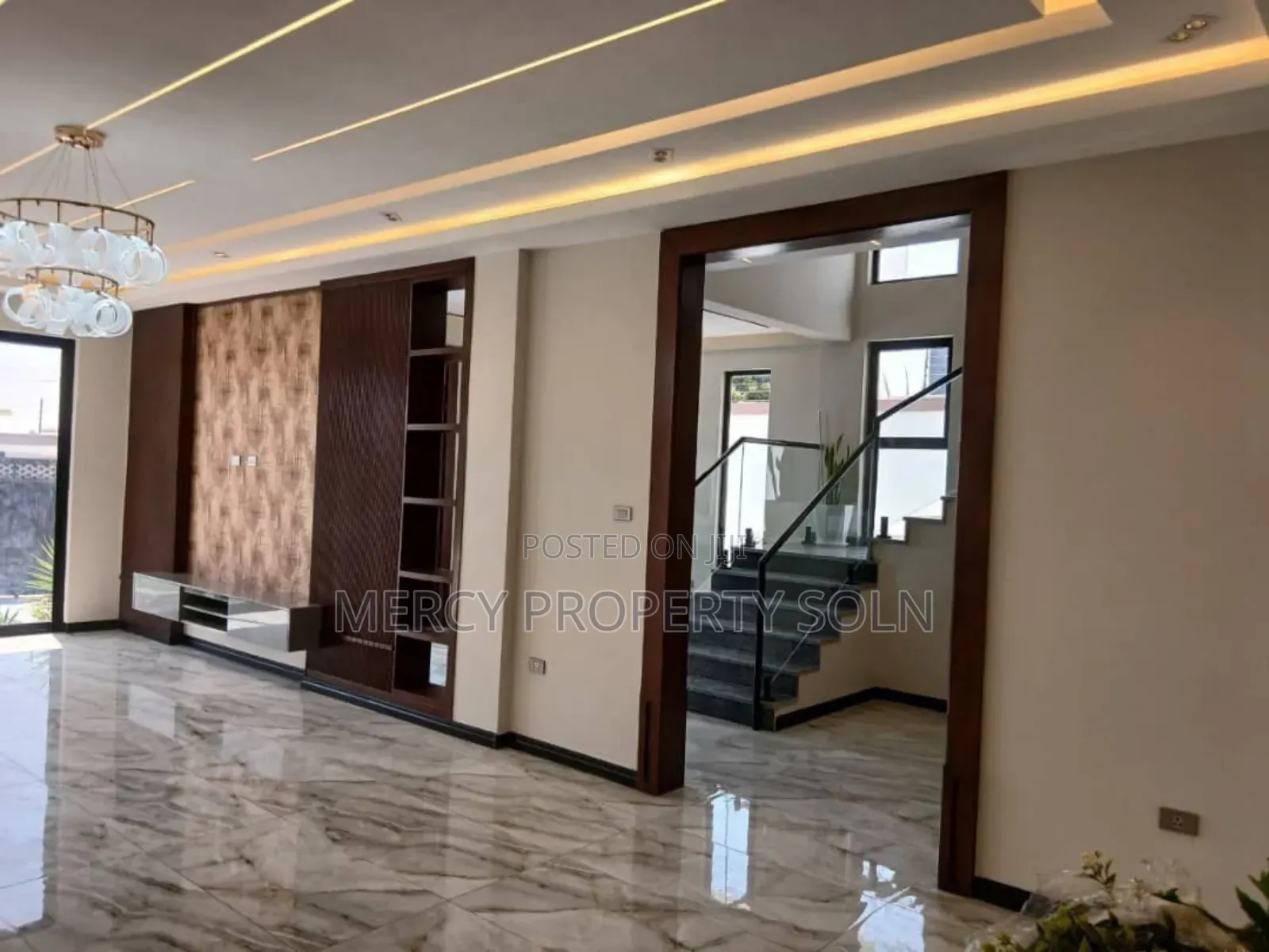 8bdrm House in Bole for sale