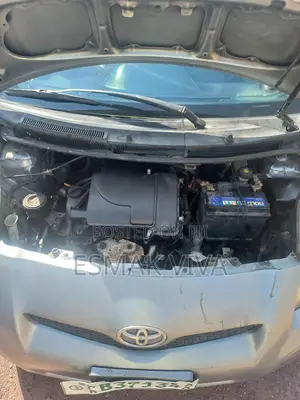 Toyota Yaris 2009 Gray