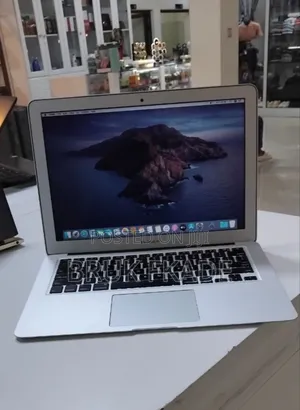 New Laptop Apple MacBook Air 2015 4GB Intel Core i5 SSD 256GB
