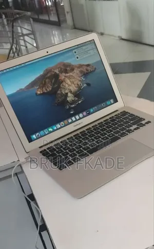 New Laptop Apple MacBook Air 2015 4GB Intel Core i5 SSD 256GB