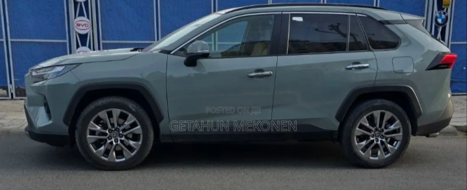 Toyota RAV4 2022 Gray