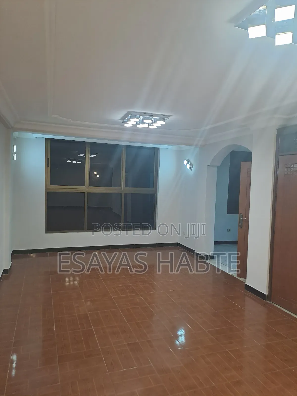5bdrm Townhouse / Terrace in Bole for rent