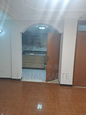 5bdrm Townhouse / Terrace in Bole for rent