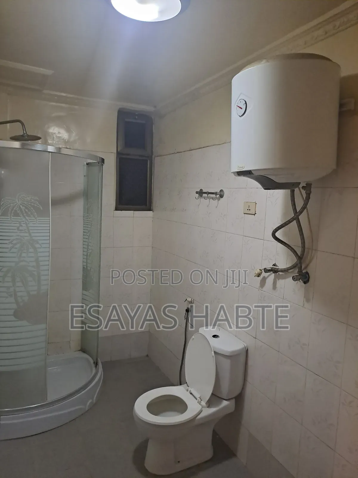 5bdrm Townhouse / Terrace in Bole for rent