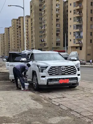 Toyota Sequoia Capstone 4WD 2024 White