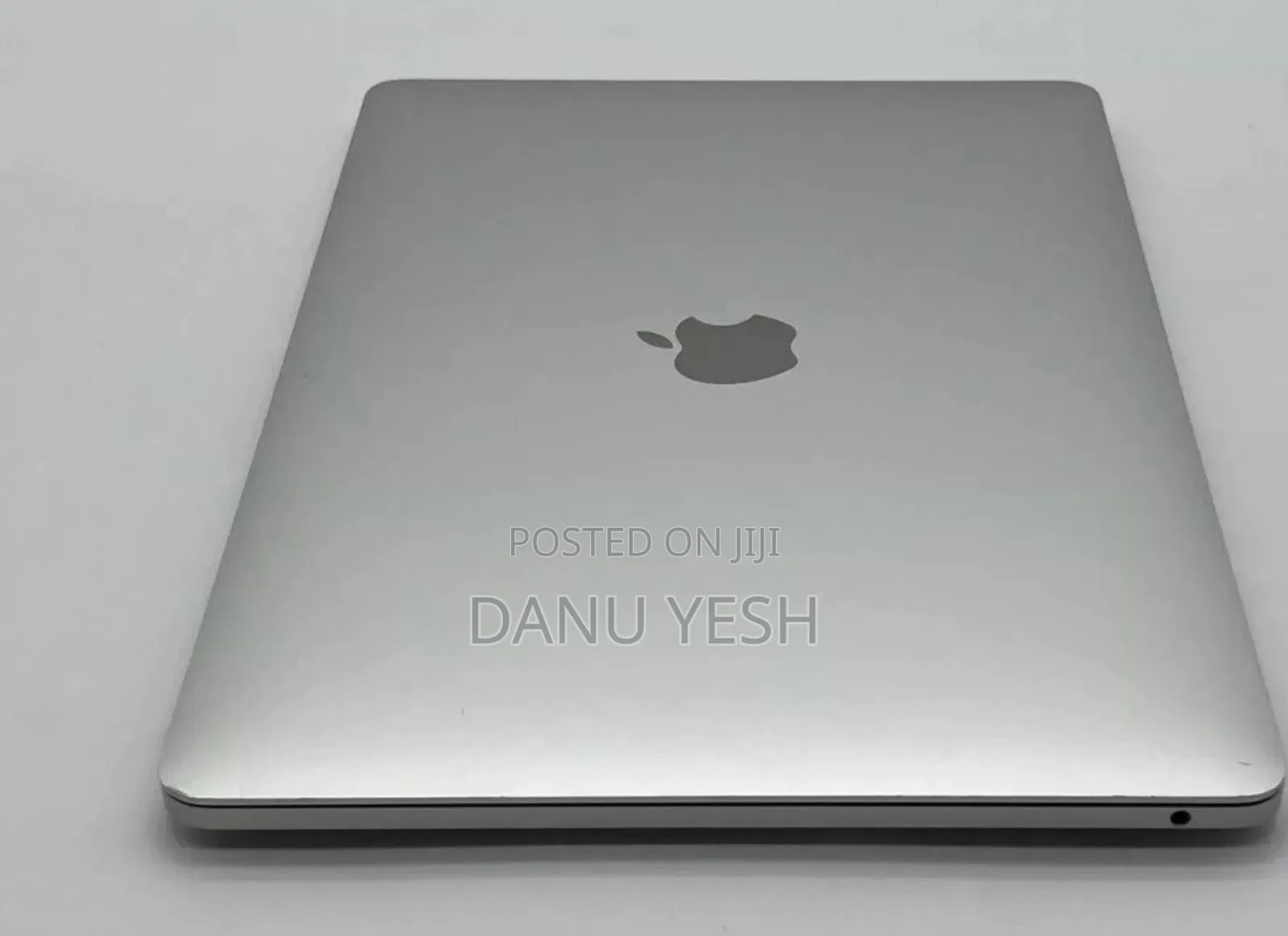 New Laptop Apple MacBook Pro 2017 16GB Intel Core i7 SSD 256GB