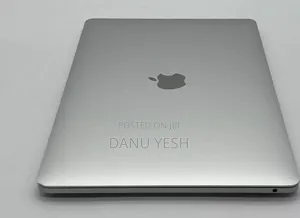 New Laptop Apple MacBook Pro 2017 16GB Intel Core i7 SSD 256GB